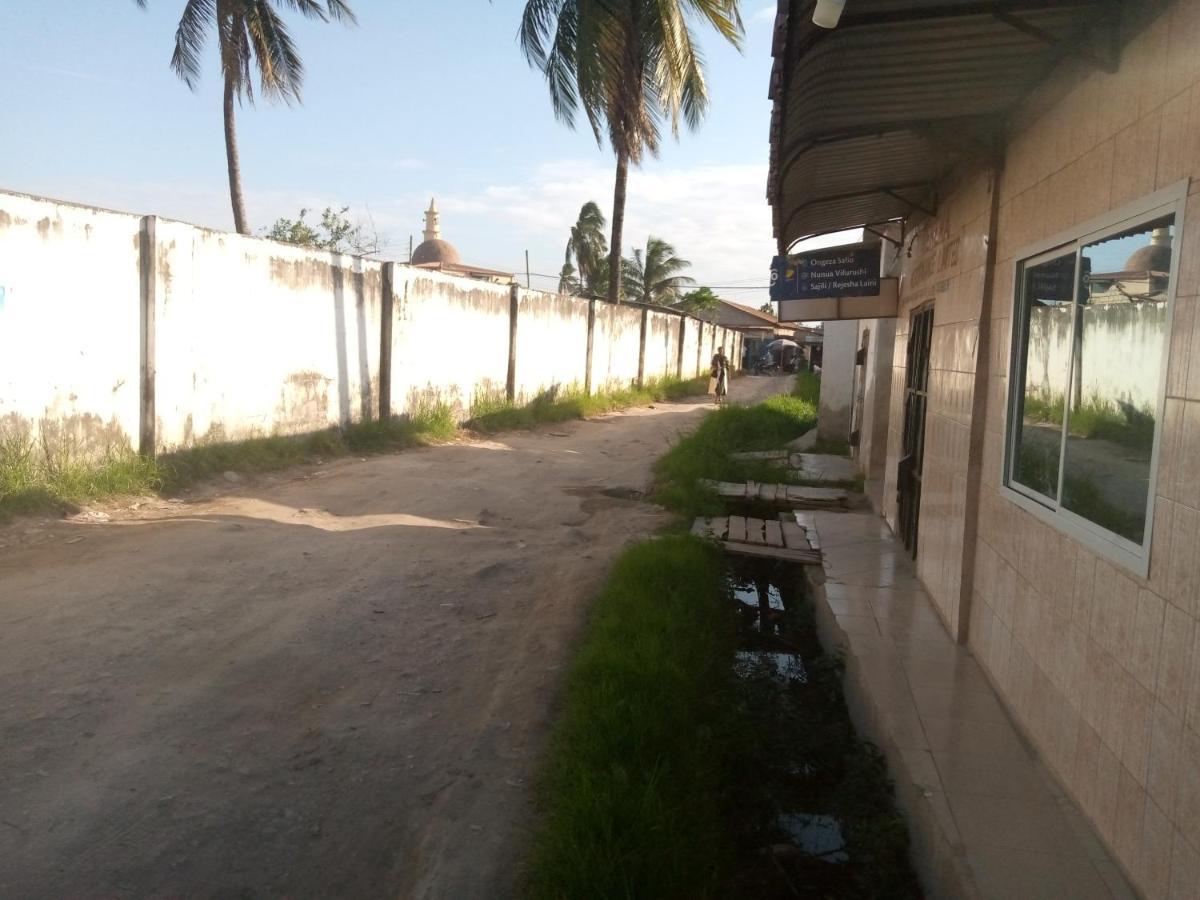 Kicec Bar And Guest House Airport Dar-es-Salaam Eksteriør bilde